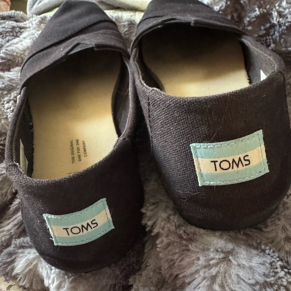 Black Toms - Picture 3 of 4